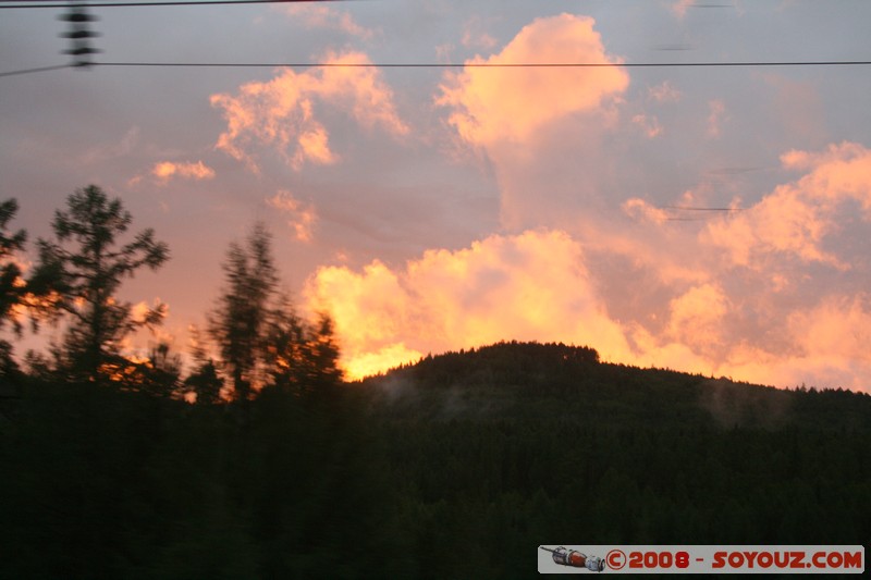 Train Krasnoiarsk - Severobaikalsk - Sunset
Mots-clés: sunset