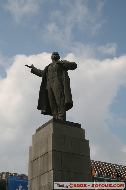 Ekaterinburg - Statue de Lenine
Mots-clés: lenine Communisme statue