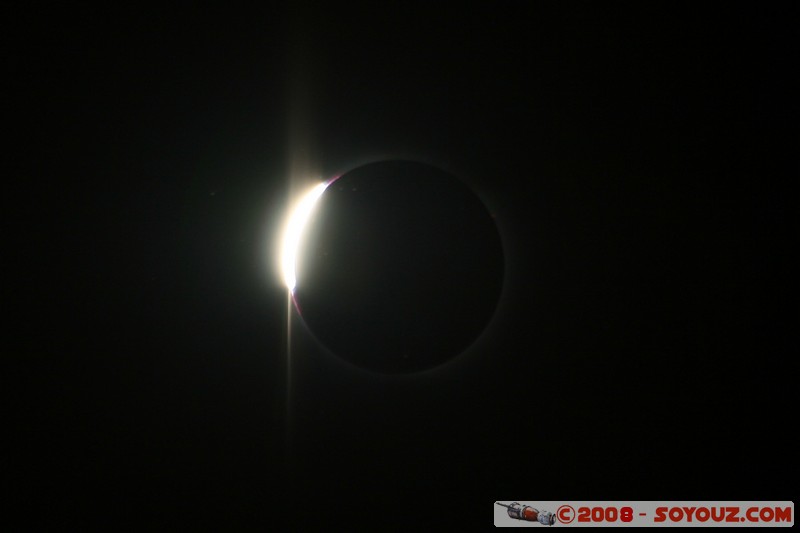 Eclipse de Soleil 2008 - Phase partielle
Mots-clés: Eclipse Astronomie