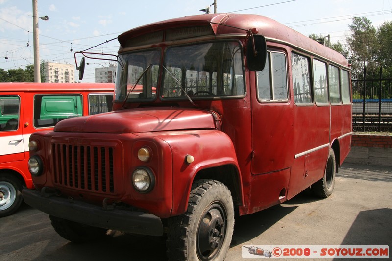 Musee voitures - Kavz 685 (1971)
Mots-clés: voiture Communisme