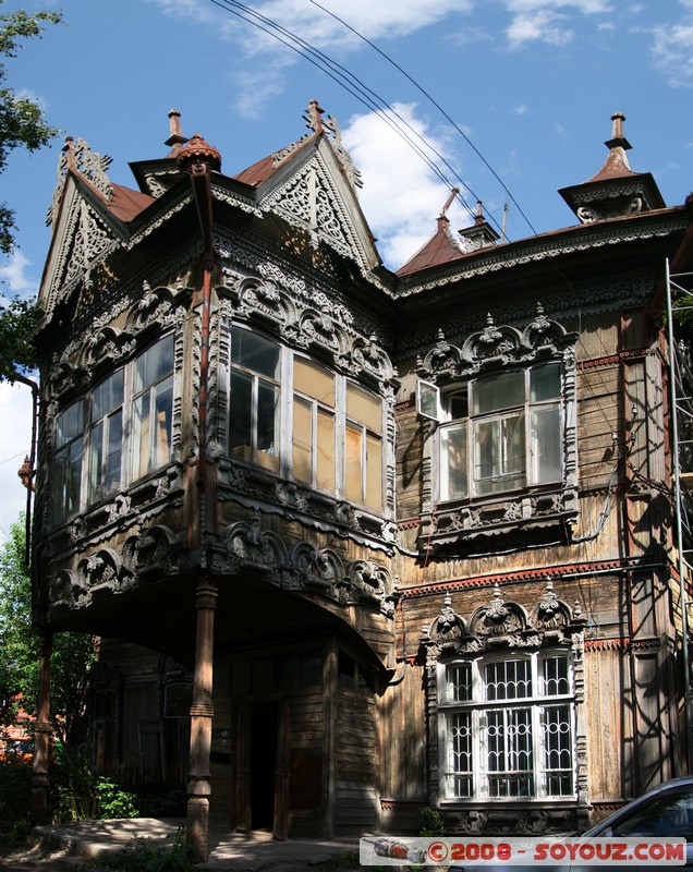 Tomsk - Maison du Paon
Mots-clés: Bois