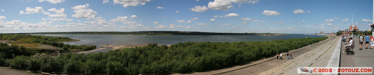 Tomsk - Place Lenine - panorama sur le Tom
Mots-clés: Riviere panorama