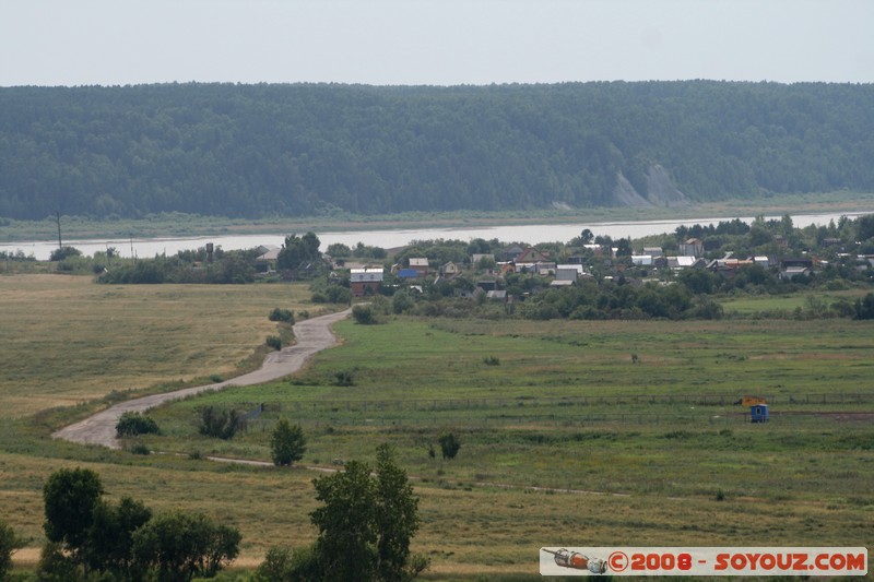 Tomsk - Le Tom et la taiga
Mots-clés: Riviere