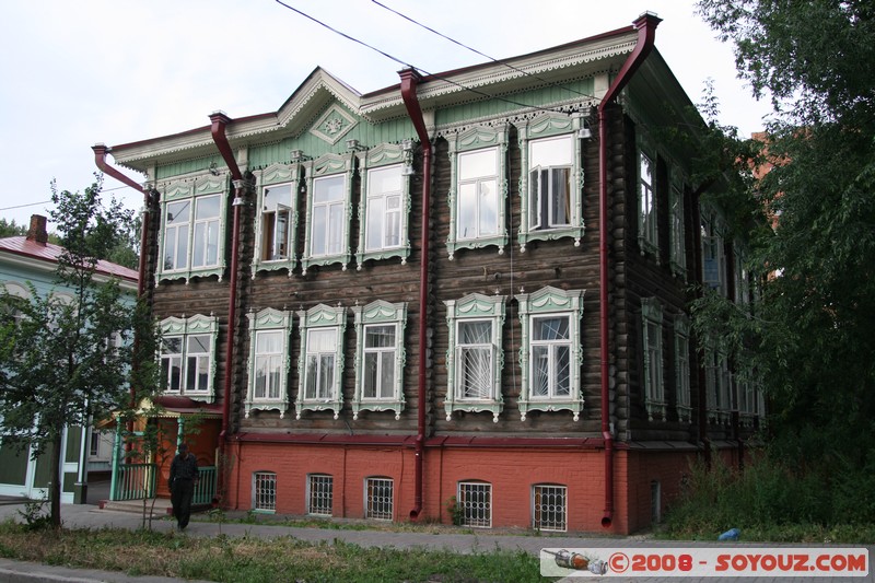 Tomsk - Maison en bois sur oul Dzerjinskovo
Mots-clés: Bois