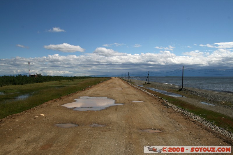 Nizhneangarsk - la plage et le lac Baikal
Mots-clés: plage Lac