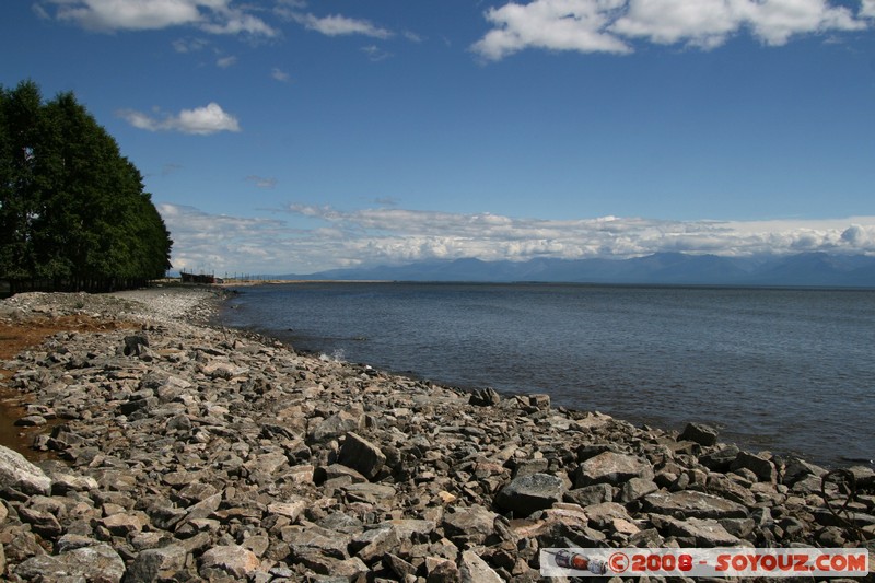 Nizhneangarsk - la plage et le lac Baikal
Mots-clés: plage Lac