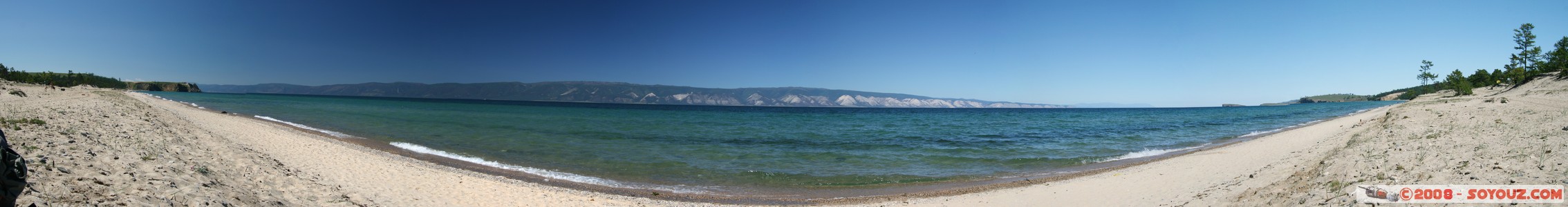 Olkhon - Khuzir - La plage - panorama
Mots-clés: Lac plage panorama