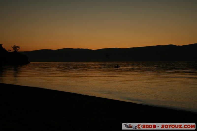 Olkhon - Khuzhir - Sunset sur le Baikal
Mots-clés: sunset Lac