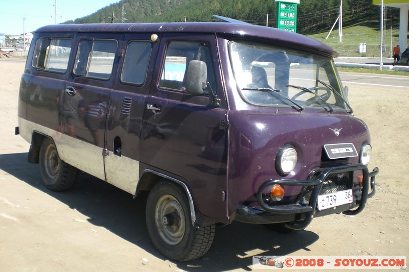 Trajet Olkhon - Irkoutsk - Camionnnette Gaz
Mots-clés: voiture