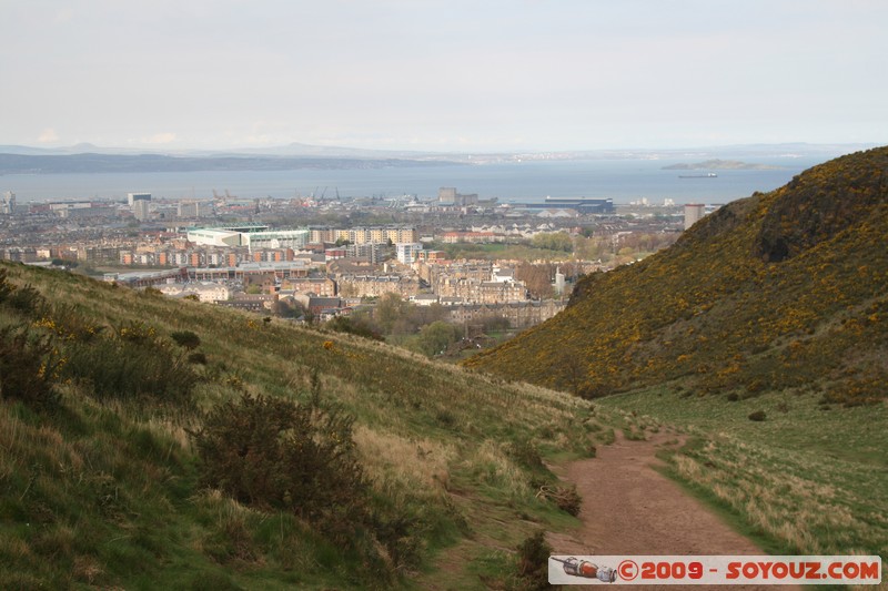 Edinburgh - Holyrood Park
Queen's Dr, Edinburgh, City of Edinburgh EH8 8, UK
Mots-clés: Parc
