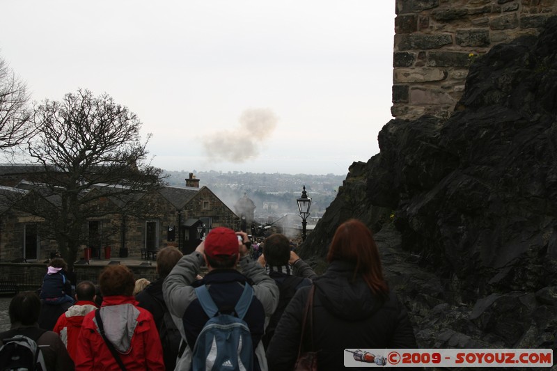 Edinburgh Castle - One O'Clock Gun
Johnston Terrace, Edinburgh, City of Edinburgh EH1 2, UK
Mots-clés: Edinburgh Castle Armee