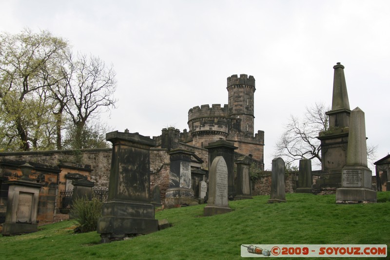 Edinburgh - Old Calton Cemetery
King's Stables Rd, Edinburgh, City of Edinburgh EH1 2, UK (Waterloo Pl, Edinburgh, City of Edinburgh EH1 3, UK)
Mots-clés: cimetiere