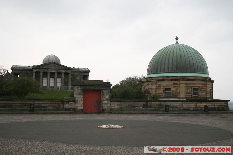 Edinburgh - Calton Hill - City Observatory
Lothian Rd, Edinburgh, City of Edinburgh EH1 2, UK (Edinburgh, City of Edinburgh, Scotland, United Kingdom)
Mots-clés: observatoire Astronomie