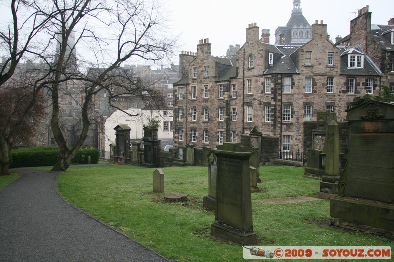 Edinburgh - Greyfriars cemetery
Merchant St, Edinburgh, City of Edinburgh EH1 1, UK
Mots-clés: cimetiere