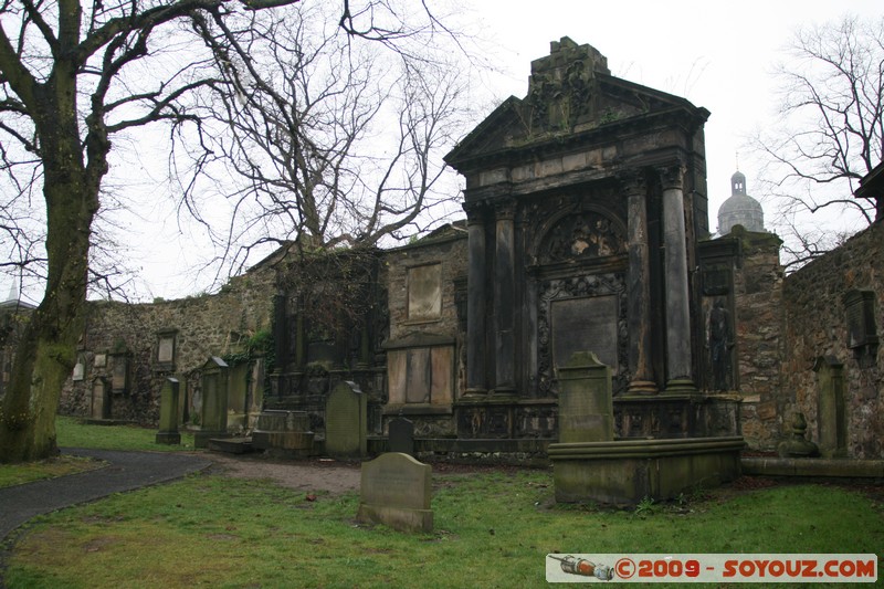 Edinburgh - Greyfriars cemetery
Forrest Hill, Edinburgh, City of Edinburgh EH1 2, UK
Mots-clés: cimetiere