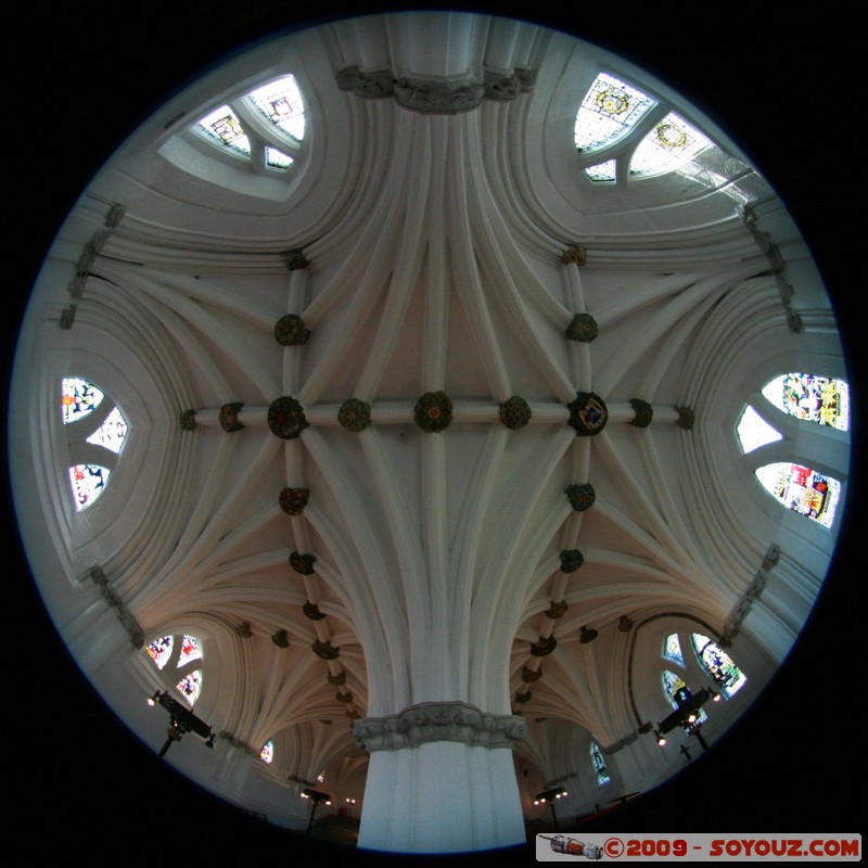 Glasgow Cathedral - Capitulary room
Mots-clés: Eglise Fish eye