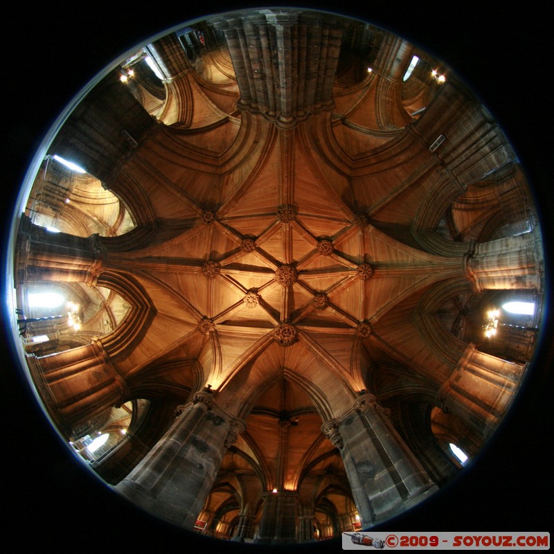 Glasgow Cathedral - Crypt
Mots-clés: Eglise Fish eye