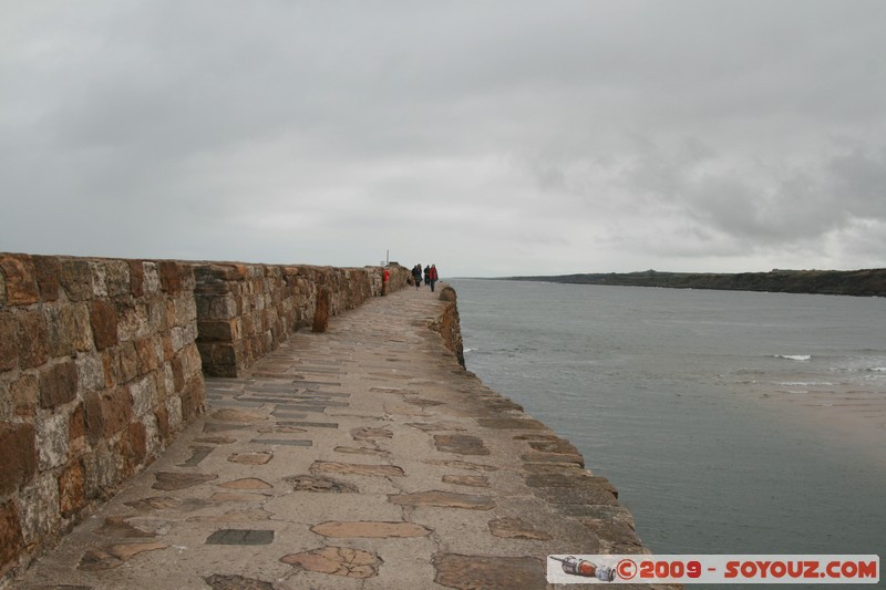 St Andrews Harbour
The Pends, Fife KY16 9, UK
Mots-clés: Port mer