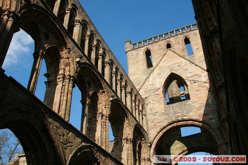 The Scottish Borders - Jedburgh Abbey
Abbey Close, the Scottish Borders, The Scottish Borders TD8 6, UK
Mots-clés: Eglise Ruines