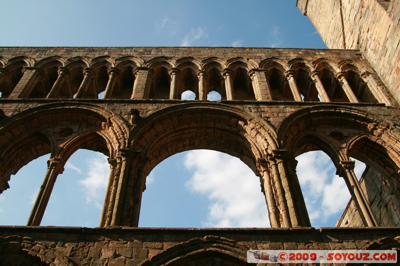 The Scottish Borders - Jedburgh Abbey
Abbey Close, the Scottish Borders, The Scottish Borders TD8 6, UK
Mots-clés: Eglise Ruines