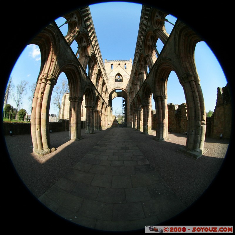 The Scottish Borders - Jedburgh Abbey
Abbey Close, the Scottish Borders, The Scottish Borders TD8 6, UK
Mots-clés: Eglise Ruines Fish eye