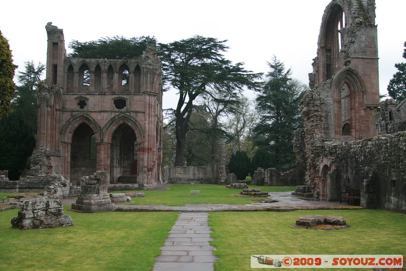 The Scottish Borders - Dryburgh Abbey
Saint Boswells, The Scottish Borders, Scotland, United Kingdom
Mots-clés: Eglise Ruines