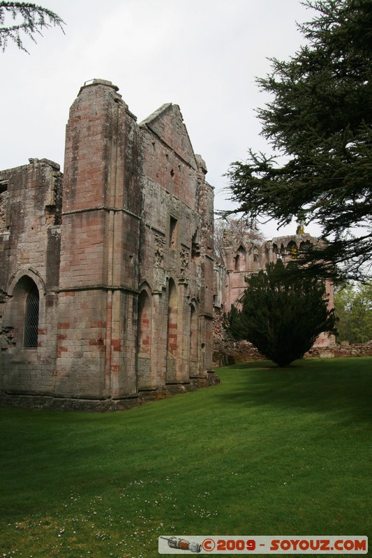 The Scottish Borders - Dryburgh Abbey
Saint Boswells, The Scottish Borders, Scotland, United Kingdom
Mots-clés: Eglise Ruines