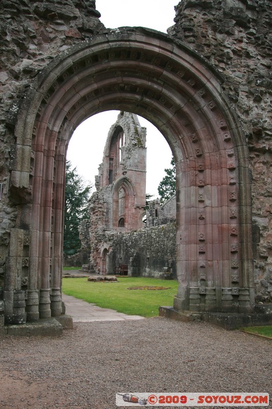 The Scottish Borders - Dryburgh Abbey
Saint Boswells, The Scottish Borders, Scotland, United Kingdom
Mots-clés: Eglise Ruines