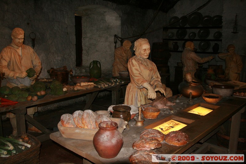 Stirling Castle - Medieval Kitchen
Ballengeich Pass, Stirling FK8 1, UK
Mots-clés: chateau Moyen-age