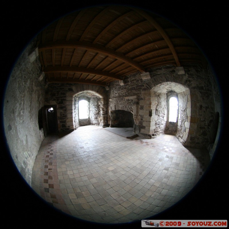 Doune Castle
Doune, Stirling, Scotland, United Kingdom
Mots-clés: chateau Moyen-age Movie location Fish eye