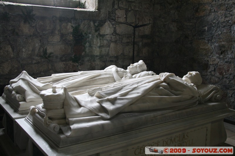 Mull - Iona Abbey - Tomb of the 8th Duke of Argyll and his wife
Fionnphort, Scotland, United Kingdom
Mots-clés: Abbaye Eglise sculpture