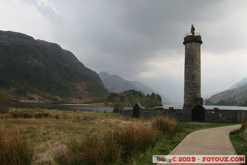 Highland - Glenfinnan Monument 
A830, Highland PH33 7, UK
Mots-clés: Monument