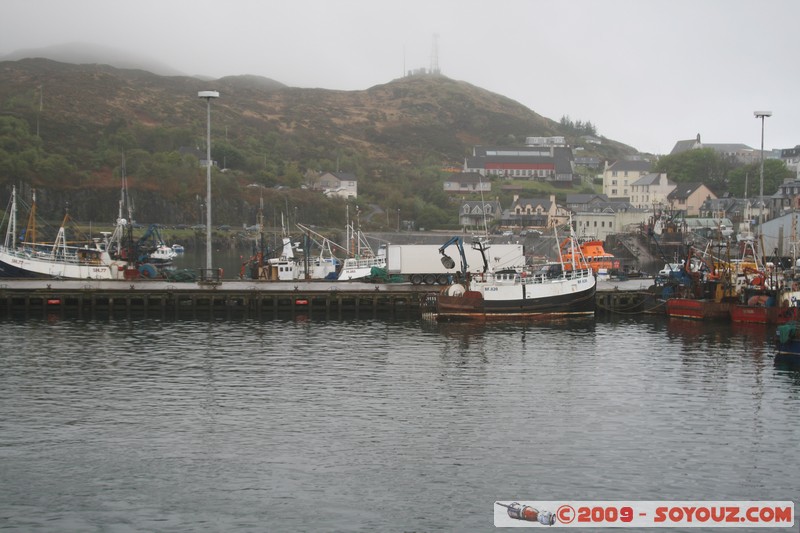 Highland - Mallaig Harbour
Armadale, Mallaig, Highland PH41 4, UK
Mots-clés: Port brume