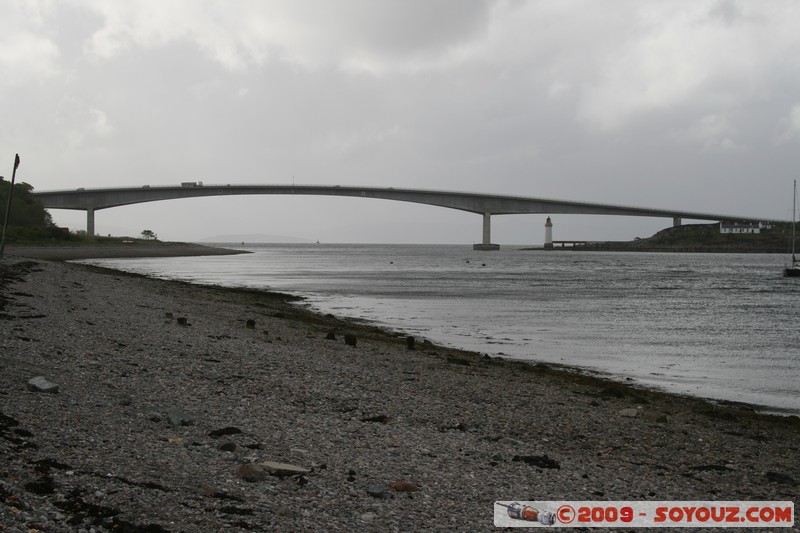 Skye - Kyleakin - Skye Bridge
Kyleakin, Highland, Scotland, United Kingdom
Mots-clés: Pont mer