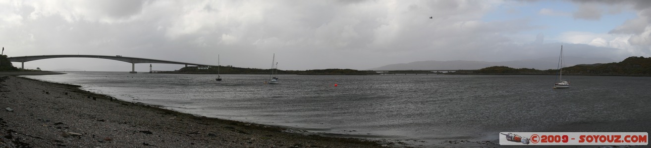 Skye - Kyleakin - Skye Bridge - panorama
Kyleakin, Highland, Scotland, United Kingdom
Mots-clés: Pont mer panorama