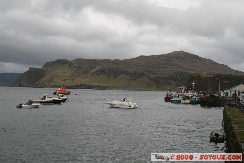 Skye - Portree
Quay St, Highland IV51 9, UK
Mots-clés: bateau mer