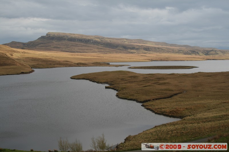 Skye - Loch Leathan
A855, Highland IV51 9, UK
Mots-clés: Lac paysage