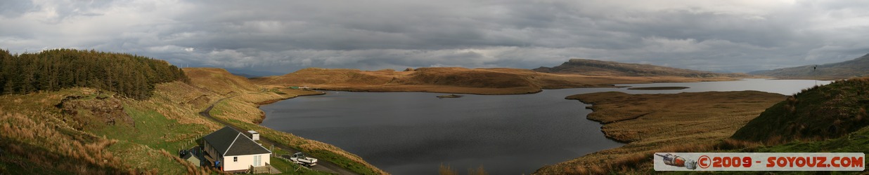 Skye - Loch Leathan - panorama
A855, Highland IV51 9, UK
Mots-clés: Lac paysage panorama sunset