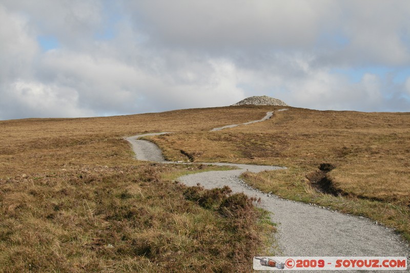 Hebridean Islands - North Uist - Bharpa Langass
A867, Eilean Siar HS6 5, UK
Mots-clés: cairns prehistorique Megalithique