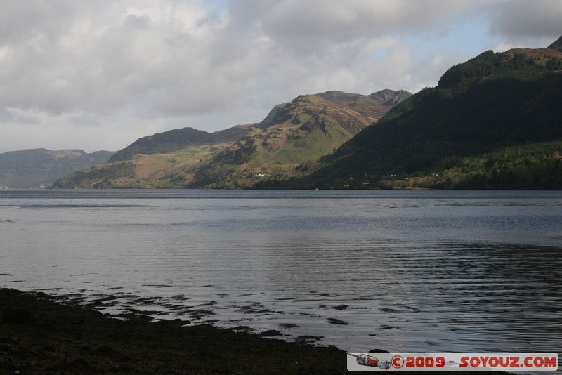 Highland - Loch Duich
Inverinate, Highland, Scotland, United Kingdom
Mots-clés: Lac paysage Montagne Loch Duich Lumiere