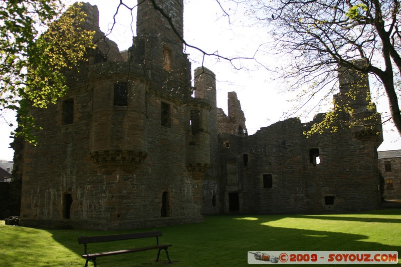 Orkney - Kirkwall - Earl's Palace
Watergate, Orkney Islands KW15 1, UK
Mots-clés: chateau Ruines