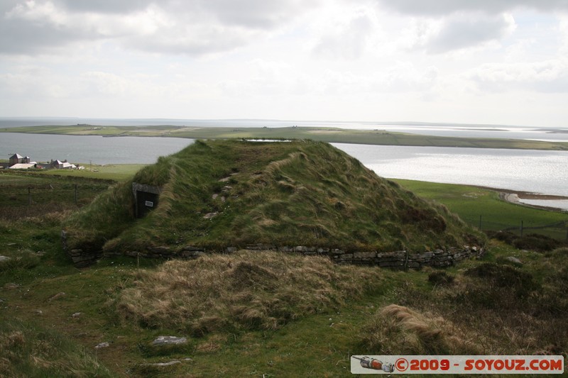 Orkney - Rousay - Taversoe Tuick
Redland, Orkney, Scotland, United Kingdom
Mots-clés: prehistorique cairns