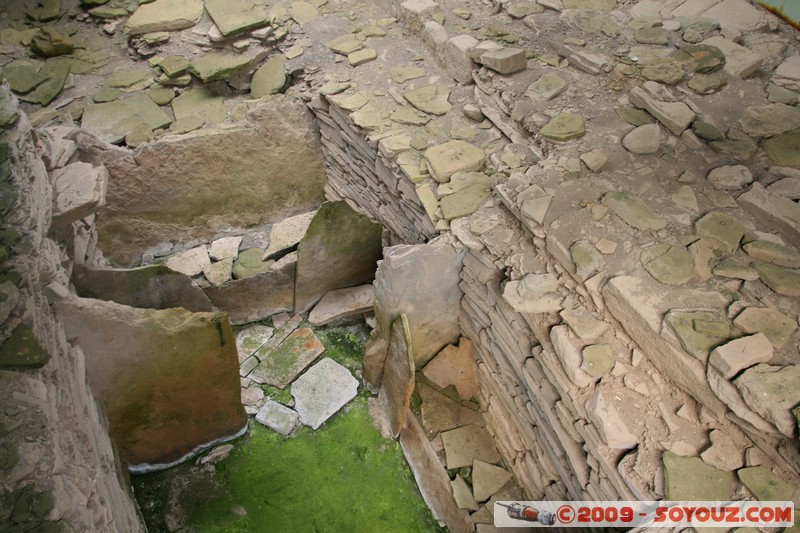 Orkney - Rousay - Midhowe Cairns
Georth, Orkney, Scotland, United Kingdom
Mots-clés: Ruines cairns prehistorique