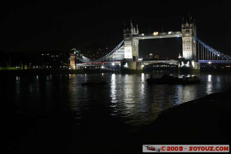 London - Southwark - Tower Bridge by Night
Morgan's Ln, Camberwell, Greater London SE1 2, UK
Mots-clés: Tower Bridge Pont Nuit