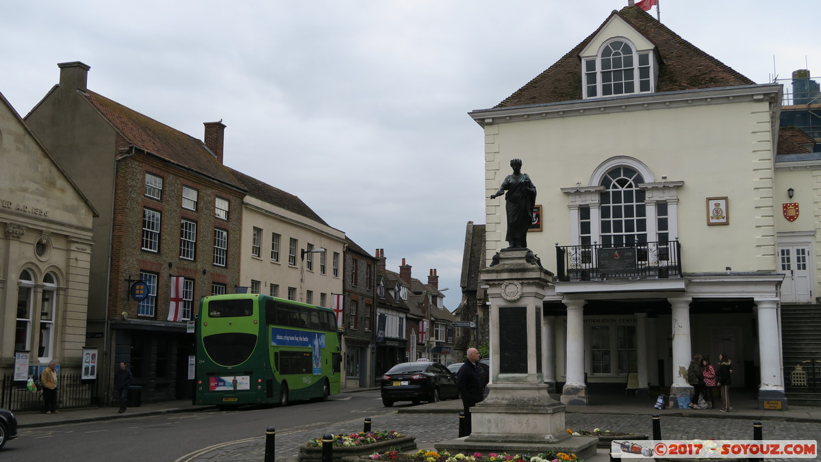 Wallingford - Market Place - Town Hall
Mots-clés: England GBR geo:lat=51.60003967 geo:lon=-1.12452967 geotagged Royaume-Uni Wallingford Oxfordshire Midsomer Town Hall