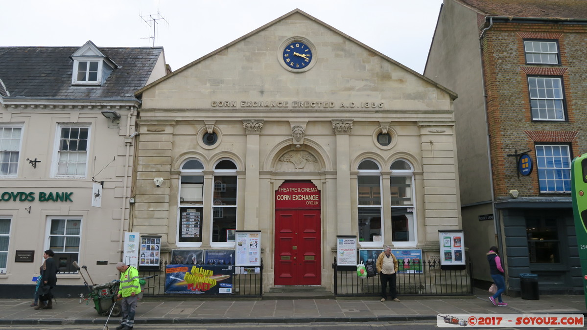 Wallingford - Market Place - Corn Exchange
Mots-clés: England GBR geo:lat=51.60013200 geo:lon=-1.12463133 geotagged Royaume-Uni Wallingford Oxfordshire Midsomer Corn Exchange