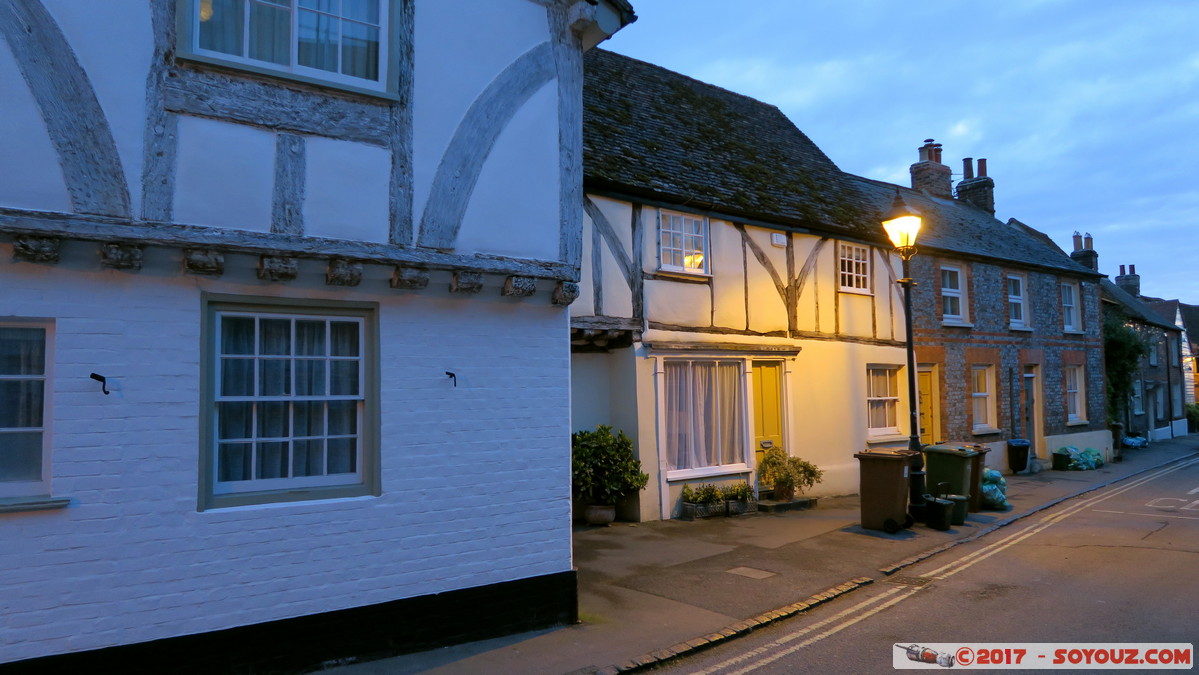 Watlington - Chapel Street
Mots-clés: England GBR geo:lat=51.64538309 geo:lon=-1.00555077 geotagged Royaume-Uni Watlington Oxfordshire Midsomer sunset English cottage