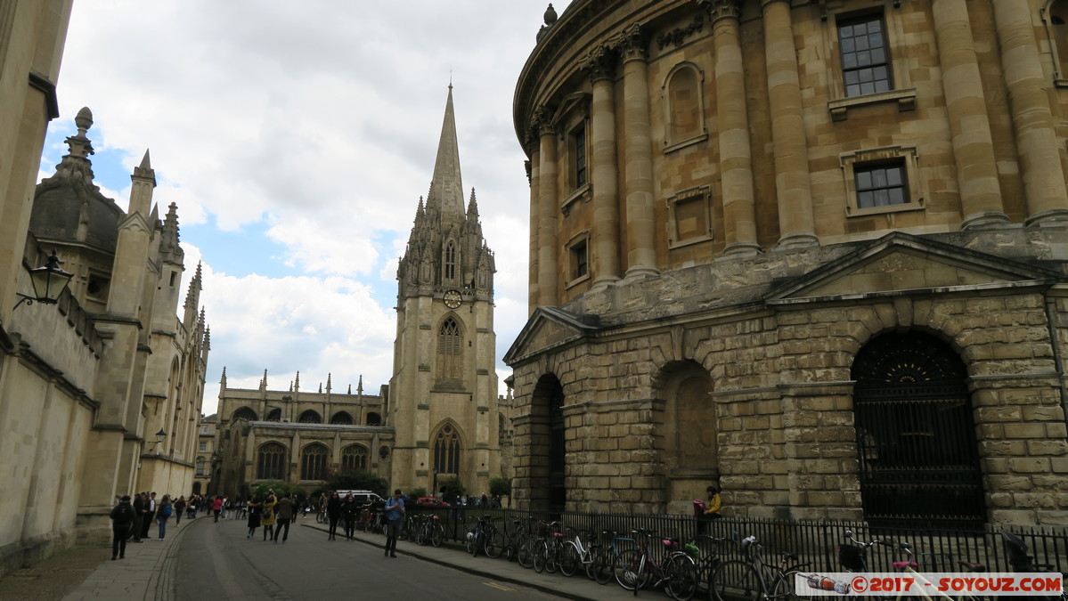 Oxford - University Church of Saint Mary the Virgin & Radcliffe Camera
Mots-clés: England GBR geo:lat=51.75362833 geo:lon=-1.25400889 geotagged Holywell Ward Oxford Royaume-Uni Radcliffe Camera universit University Church of Saint Mary the Virgin