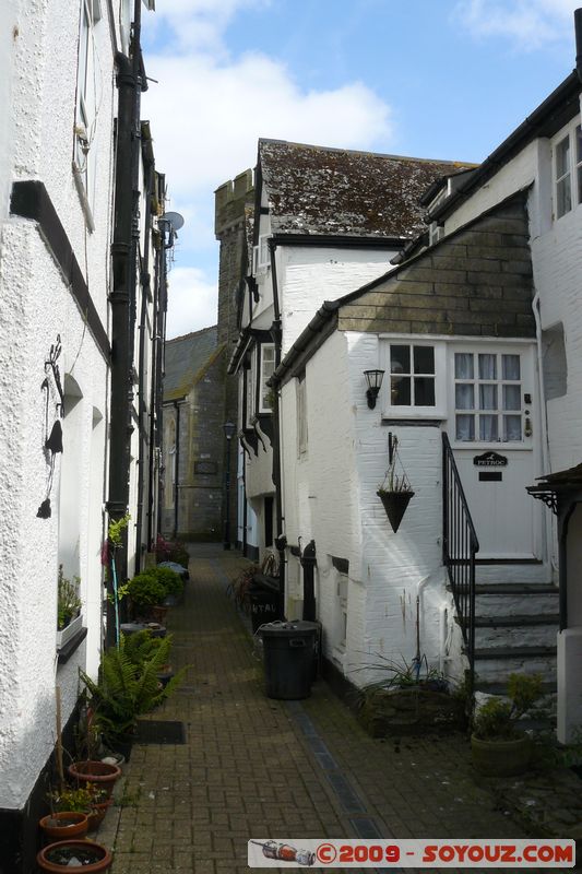 Looe
Lower Market St, Looe, Cornwall PL13 1, UK
