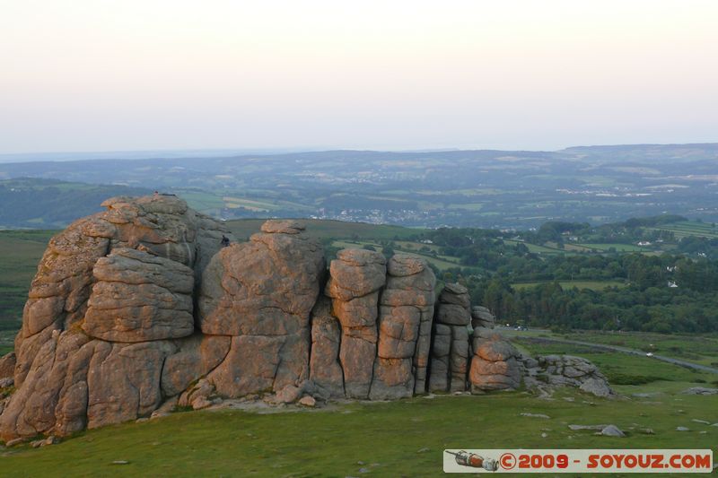 Dartmoor by Dusk - Haytor Rocks
B3387, Ilsington, Devon TQ13 7, UK
Mots-clés: sunset